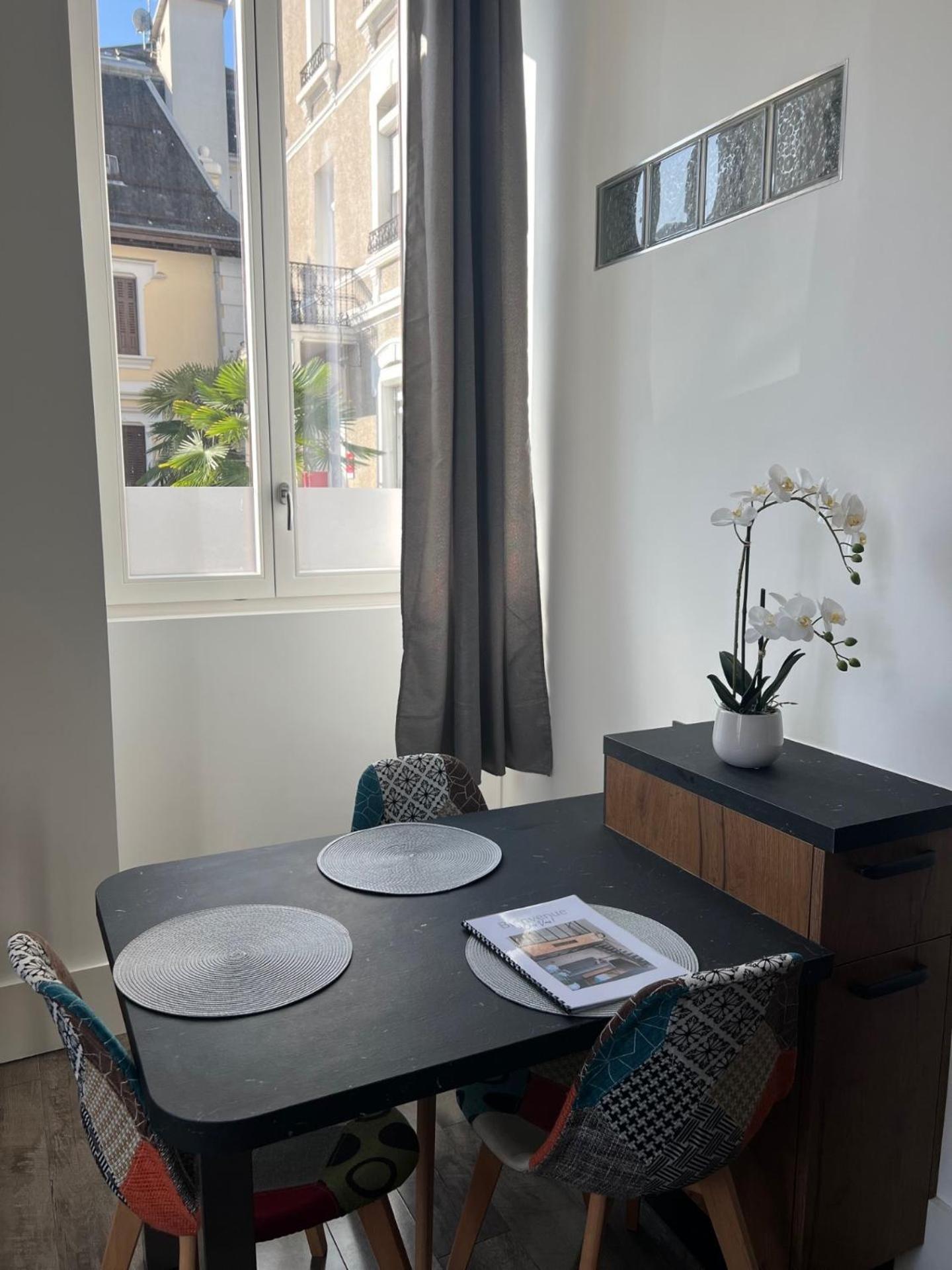 Apartmán Le Terminus Aix-les-Bains Exteriér fotografie